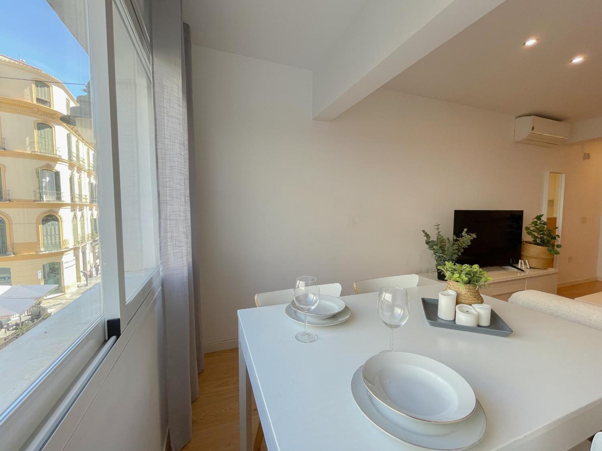 Amplio Y Moderno Apartamento Plaza De La Merced By Life In Malaga Appartement Buitenkant foto